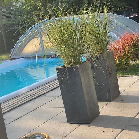 Pool & Lake Holiday Home マルククレーベルク エクステリア 写真