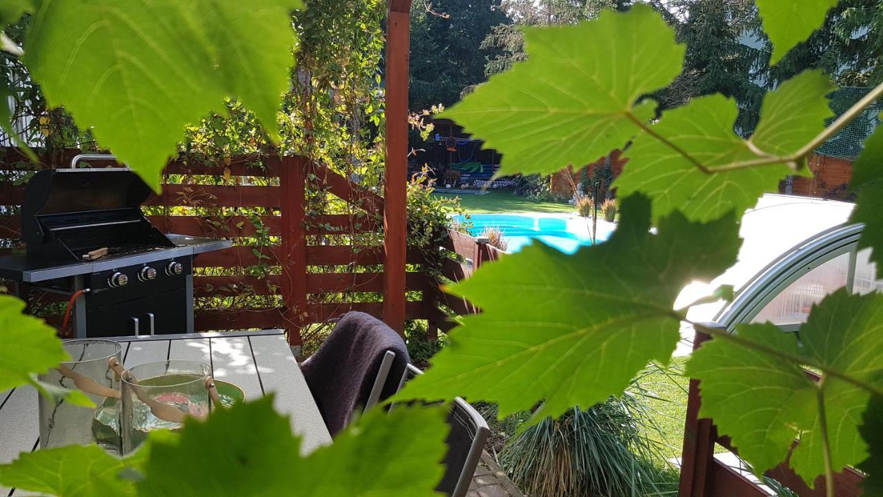 Pool & Lake Holiday Home マルククレーベルク エクステリア 写真