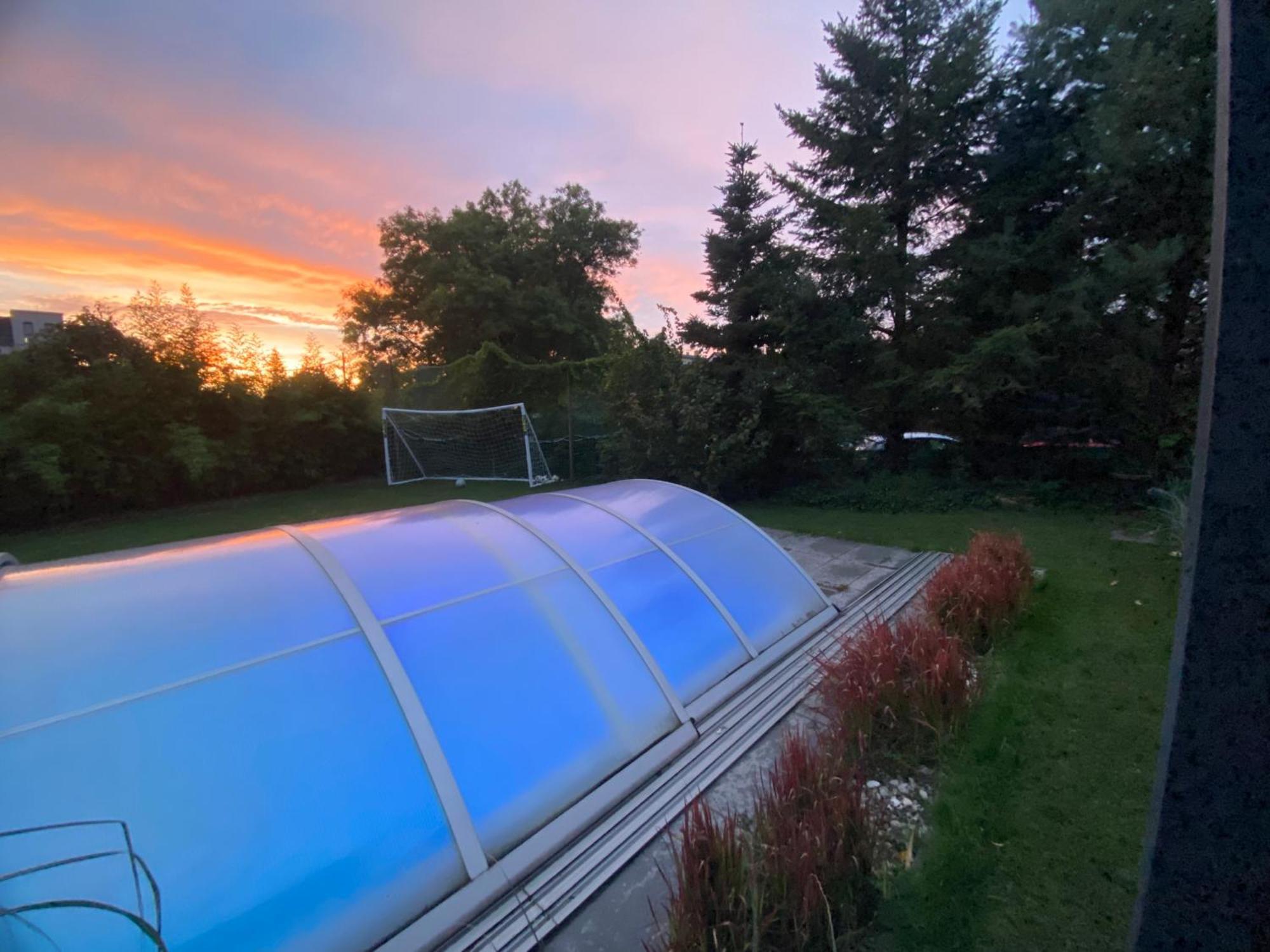 Pool & Lake Holiday Home マルククレーベルク エクステリア 写真